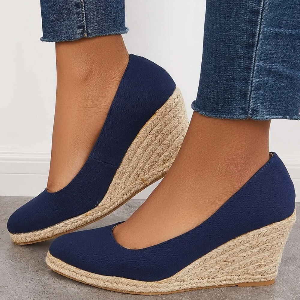 Neiman Marcus Espadrilles Slip On Wedge shoes navy blue canvas size 39 Nautical